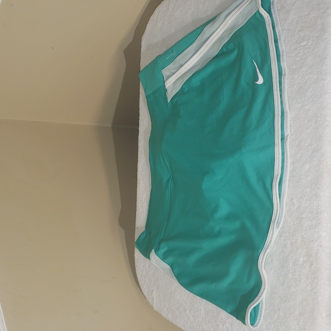 Nike Womens Skort